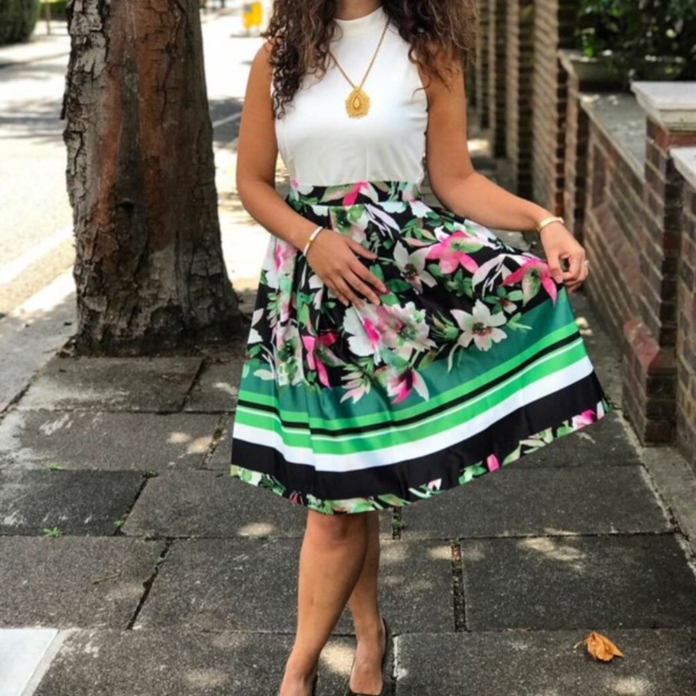 CLOSET LONDON GREEN CLOSET GOLD V-NECK 2-IN-1 DRESS